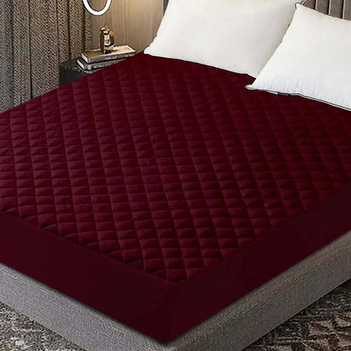 Qulited  Water Proof Mattress Protector ( Maroon )